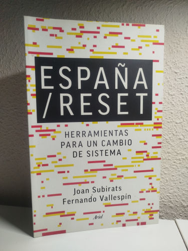 Portada del libro de España/Reset. Herramientas para un cambio de sistema