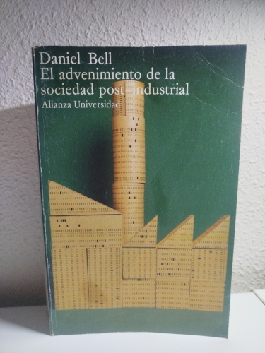 Portada del libro de El advenimiento de la sociedad post-industrial