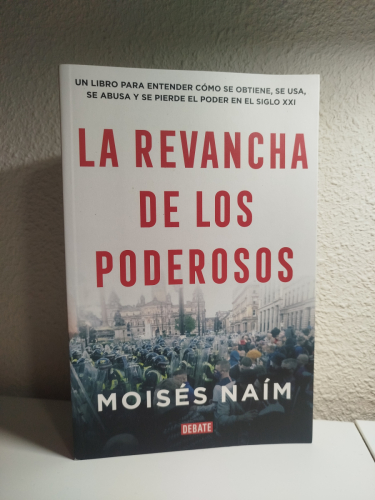 Portada del libro de La revancha de los poderosos