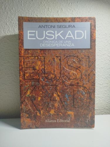 Portada del libro de Euskadi. Crónica de una desesperanza