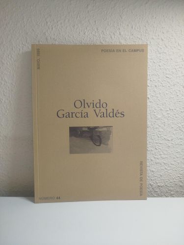 Portada del libro de Poesía en el Campus. Revista de Poesía, Nº44