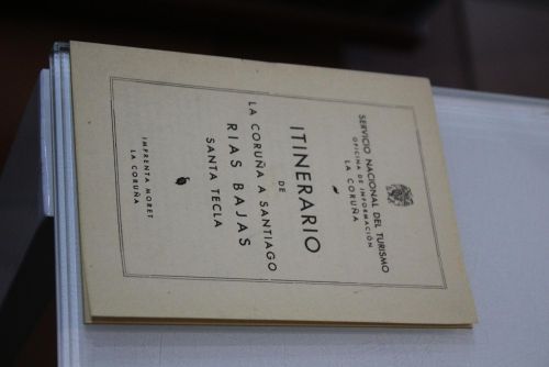 Portada del libro de Itinerario de La Coruña a Santiago. Rías Bajas. Santa Tecla.