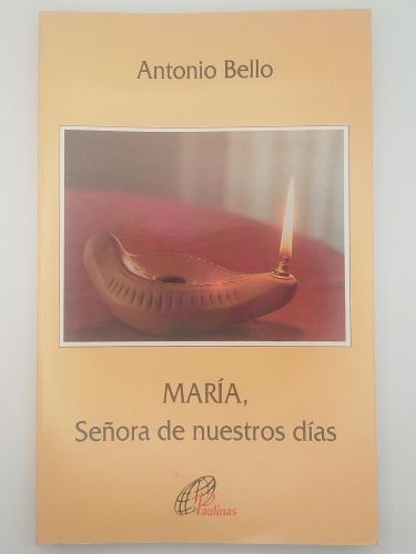 Portada del libro de María, señora de nuestros días