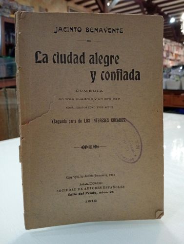 Portada del libro de La ciudad alegre y confiada