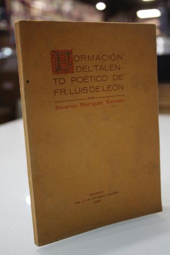 Portada del libro de Formación del talento poético de Fr. Luis de León.