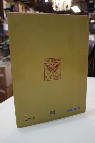 Portada del libro de Las Edades del hombre. Diez años del mayor proyecto cultural de Castilla y León.