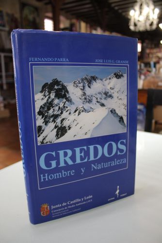 Portada del libro de Gredos, hombre y naturaleza.