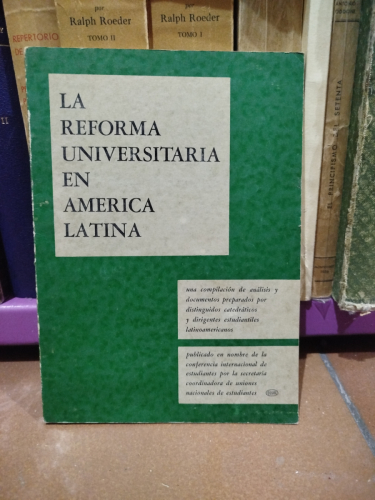 Portada del libro de La reforma universitaria en América Latina. Análisis y Documentos.