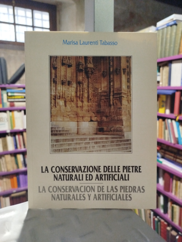 Portada del libro de La conservazione delle pietre naturali ed artificiali. La conservación de las piedras naturales y artificiales