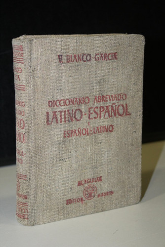 Portada del libro de Diccionario abreviado Latino-Español y Español-Latino