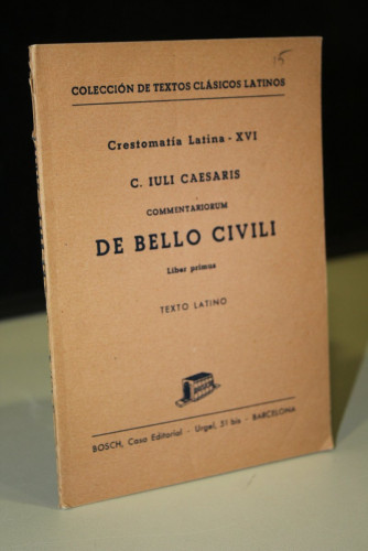 Portada del libro de Commentariorum De Bello Civili. Liber primus. Texto Latino