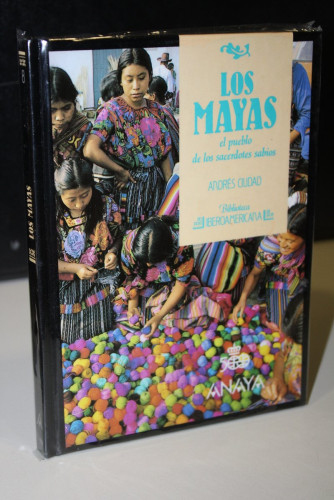 Portada del libro de Los Mayas. El pueblo de los sacerdotes sabios