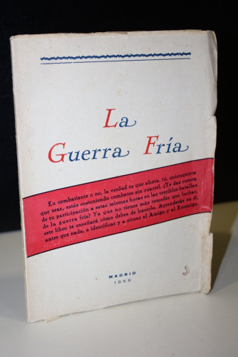 Portada del libro de La Guerra Fría.- Universidad Internacional de Santander, 1955.