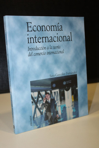 Portada del libro de Economía internacional. Introducción a la teoría del comercio internacional