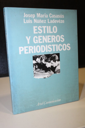 Portada del libro de Estilo y géneros periodísticos