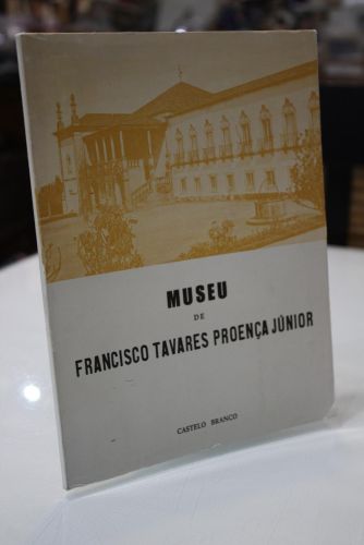 Portada del libro de Roteiro do Museu de Francisco Tavares Proença Júnior.
