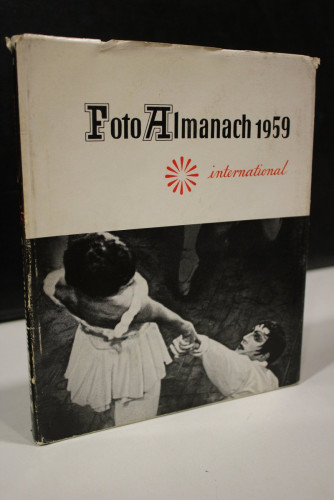 Portada del libro de Fotoalmanach International, 1959.