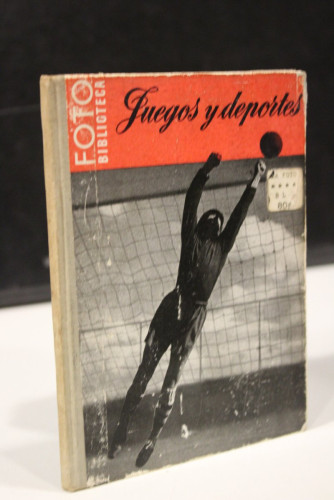 Portada del libro de Los juegos y los deportes. Y vuestra cámara.- Vining, Lancenot.- Foto Biblioteca.