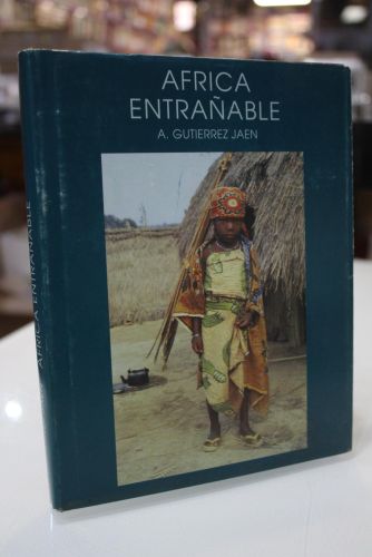 Portada del libro de África entrañable.