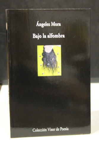 Portada del libro de Bajo la alfombra