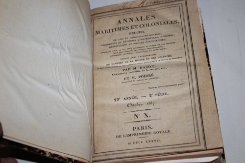 Portada del libro de X.- Annales maritimes et coloniales, Recueil de Lois et Ordonnances royales, Règlements et Décisions...