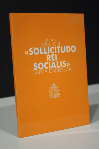 Portada del libro de Sollicitudo Rei Socialis. Carta Encíclica