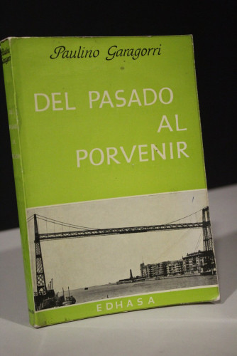 Portada del libro de Del pasado al porvenir. (Unamuno, otros ejemplos y un homenaje)