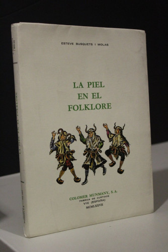 Portada del libro de La piel en el Folklore