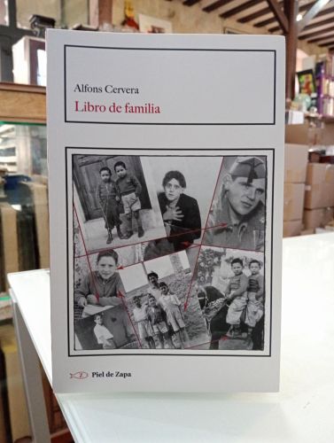Portada del libro de Libro de familia [Dedicado]