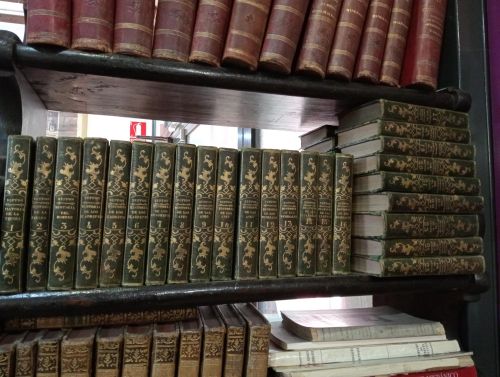 Portada del libro de Obras completas de Buffon. 35 tomos