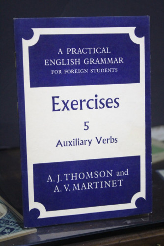 Portada del libro de Exercises 5. Auxiliary Verbs