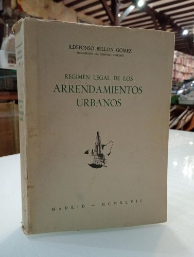 Portada del libro de Regimen legal de los arrendamientos urbanos