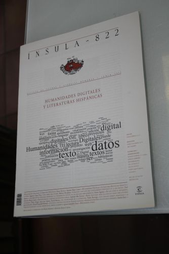 Portada del libro de Ínsula, 822. Humanidades digitales y literaturas hispánicas. Junio 2015.