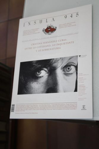 Portada del libro de Ínsula, 945. Cristina Fernández Cubas: entre lo cotidiano, lo inquietante y lo sobrenatural. Septiembre...