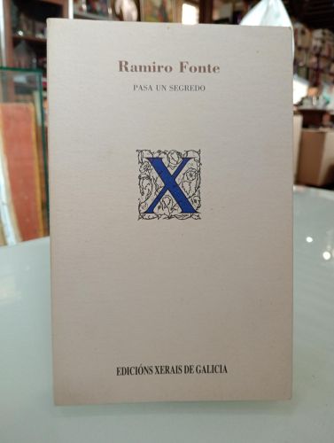 Portada del libro de Pasa un segredo [Dedicado]
