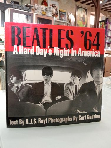 Portada del libro de Beatles '64. A hard Day's Night In America