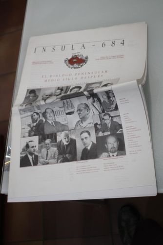 Portada del libro de Ínsula, 684. El diálogo peninsular medio siglo después. Diciembre 2003.