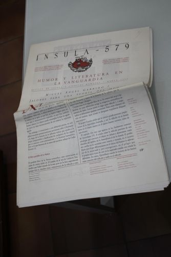 Portada del libro de Ínsula, 579. Humor y literatura en la vanguardia. Marzo 1995.