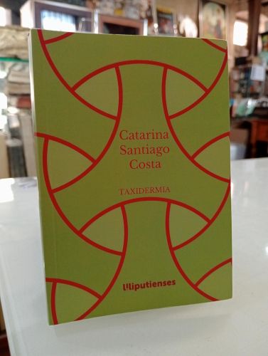 Portada del libro de Taxidermia