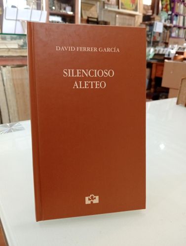 Portada del libro de Silencioso aleteo