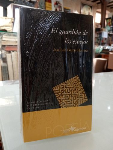 Portada del libro de El guardián de los espejos