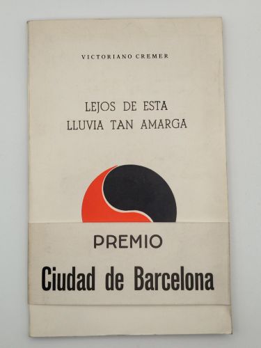 Portada del libro de Lejos de esta lluvia tan amarga [Dedicado]