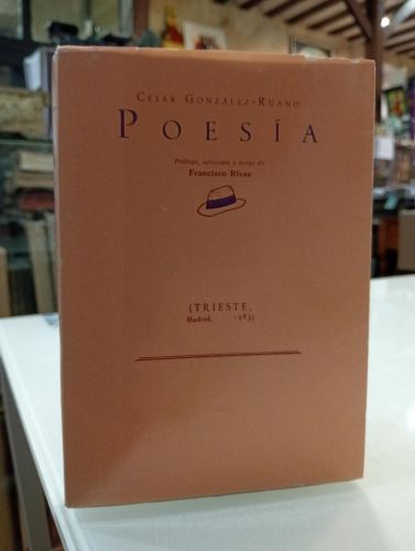 Portada del libro de Poesías