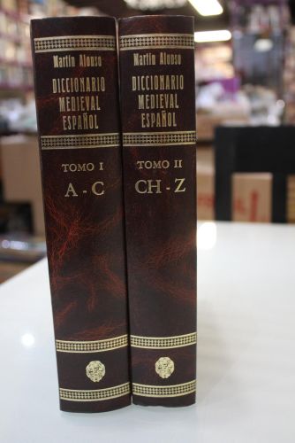 Diccionario medieval español. Desde las glosas Emilianenses y Silenses (s.X) hasta el siglo XV. 2 tomos.