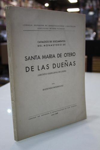 Portada del libro de Catálogo de Documentos del Monasterio de Santa María de Otero de las Dueñas (Archivo Episcopal de León)