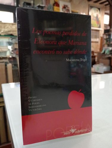 Portada del libro de Los poemas perdidos de Eleonora que Mariana encontró no sabe dónde