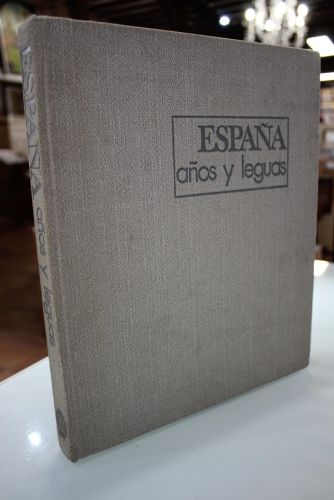 Portada del libro de España. Años y Leguas