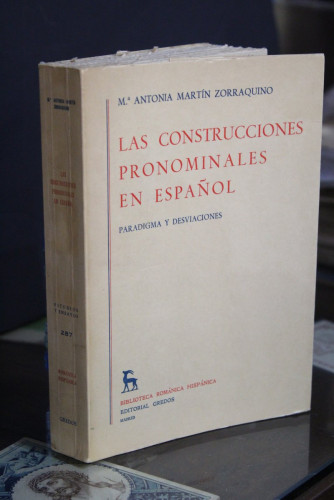 Portada del libro de Las construcciones pronominales en español. Paradigma y desviaciones