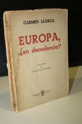 Portada del libro de Europa ¿En decadencia?.- Llorca, Carmen.- Dedicado.