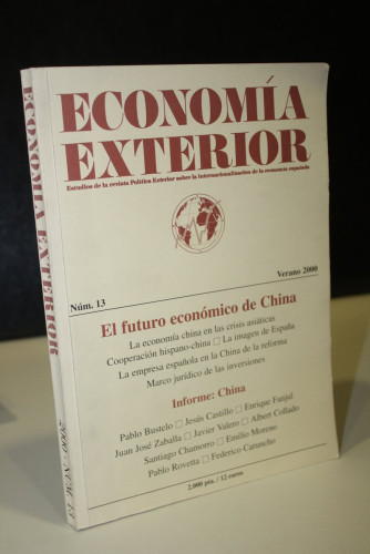 Portada del libro de Economía exterior. Número 13. El futuro económico de China. Informe: China.--- Estudios de la revista...